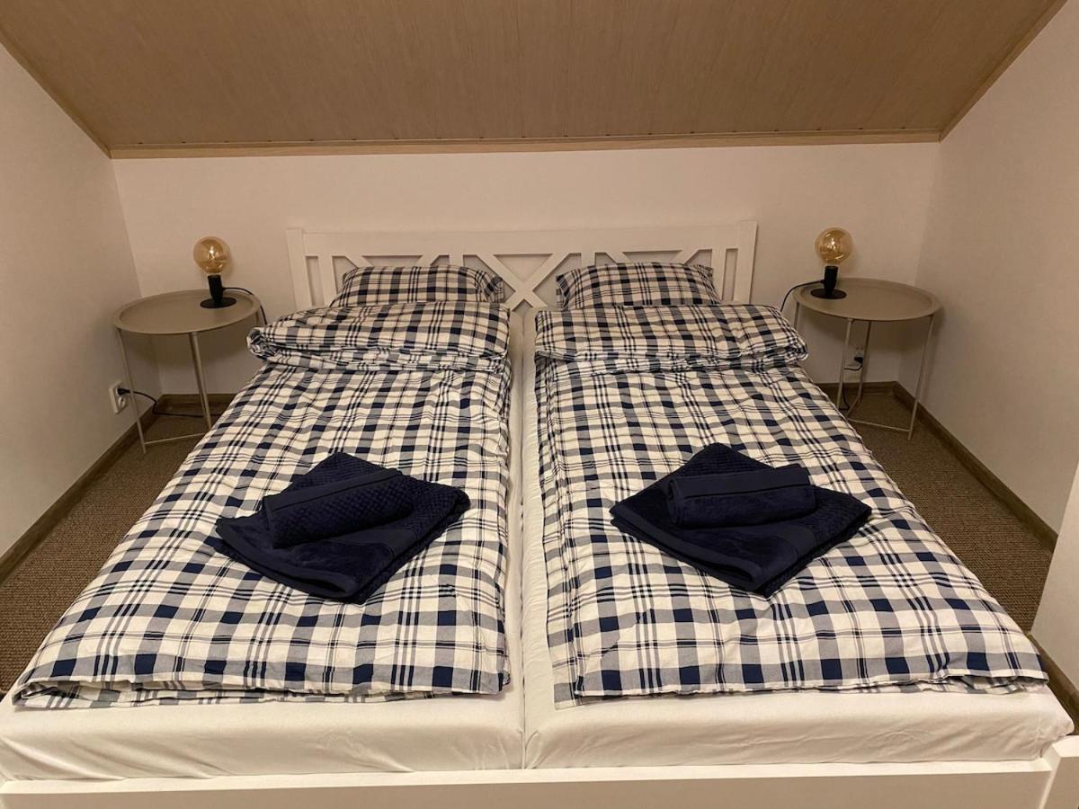 Rajska Cisza - Caloroczny Prywatny Domek W Lesie Nad Jeziorem - Sauna I Balia Krag Luaran gambar