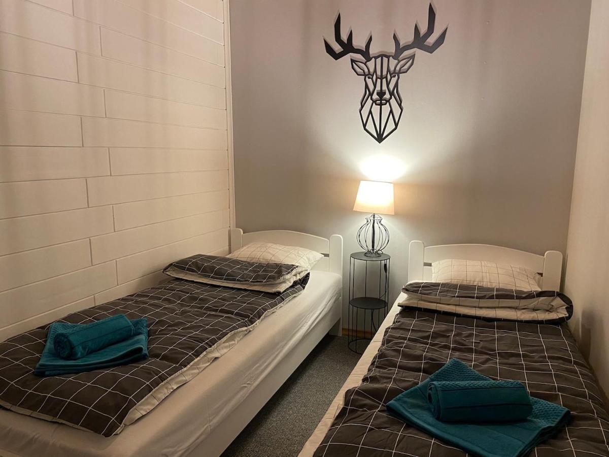 Rajska Cisza - Caloroczny Prywatny Domek W Lesie Nad Jeziorem - Sauna I Balia Krag Luaran gambar